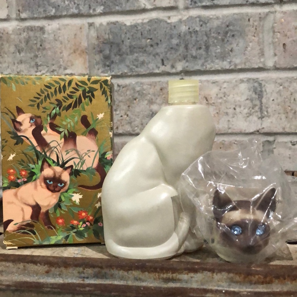 AVON Royal Siamese cotillion cologne